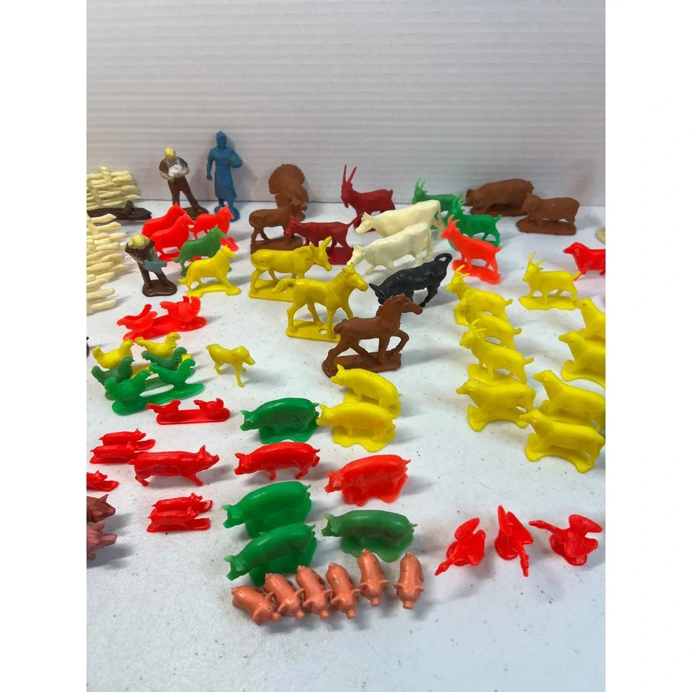 Vintage Plastic Farm Animals Figures Lot Fencing Tractor People Multi Color Toy